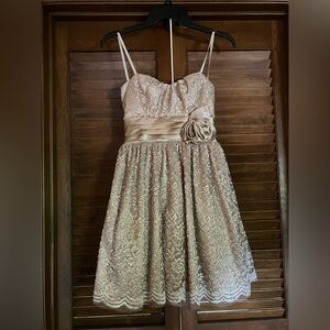 City Studio Macy’s Brand Strapless Gold Zip Dress NWT Lace W/ Rose Size 1 Women